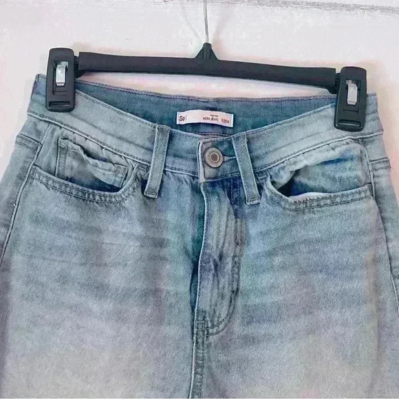 High Waisted Mom Jeans - Picture 3 of 4